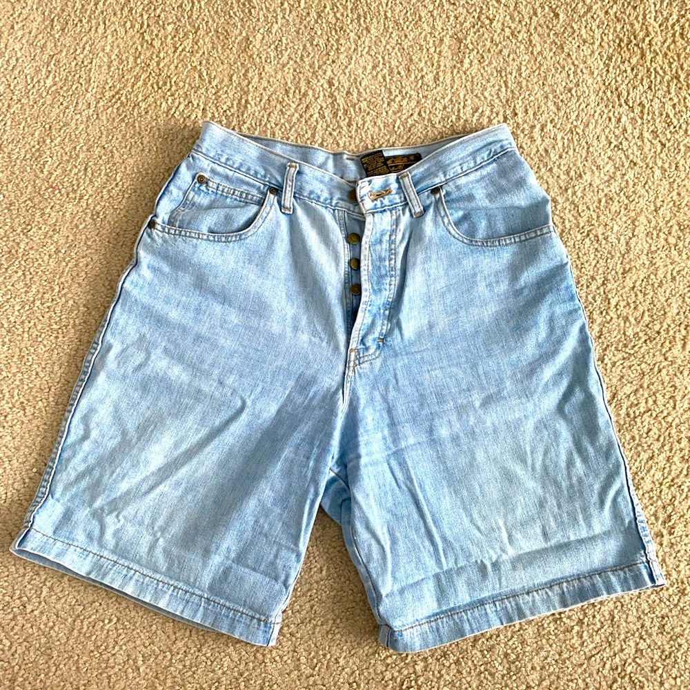 Vintage high-rise Eddie Bauer mom shorts